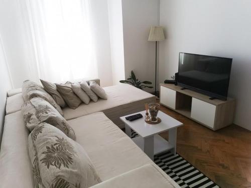 Apartments Marasovic - Maja
