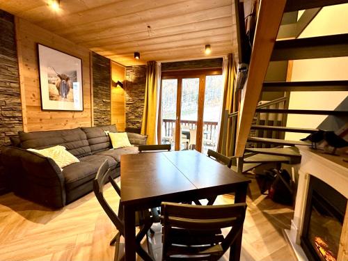 Duplex rénové - 2 chambres 6 personnes vue pistes