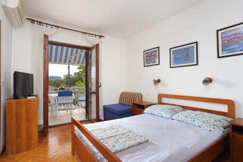 Studio Slatine 13298e