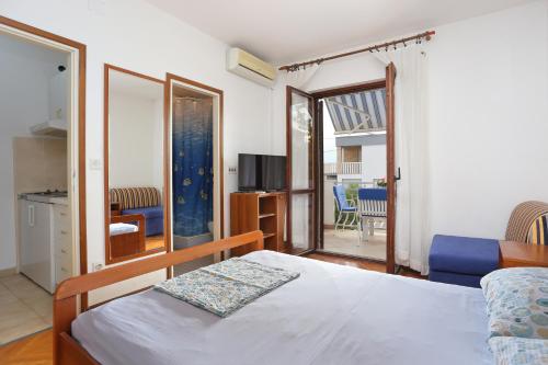 Studio Slatine 13298e