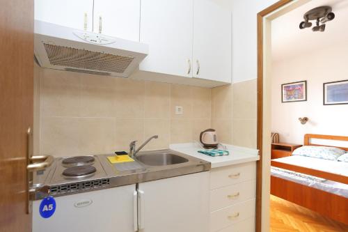 Studio Slatine 13298e