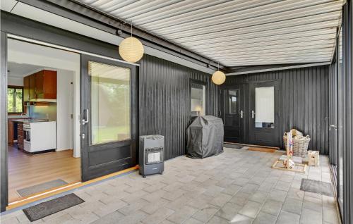 Galería fotográfica de Stunning Home In Jægerspris With Wifi en Jægerspris