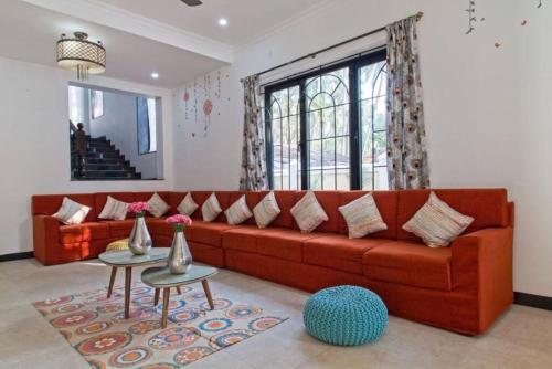 Khu vực ghế ngồi tại Luxury Rental with Kids Playroom in Goa