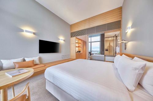 Letto o letti in una camera di Wonil Hotel Perth - Handwritten Collection