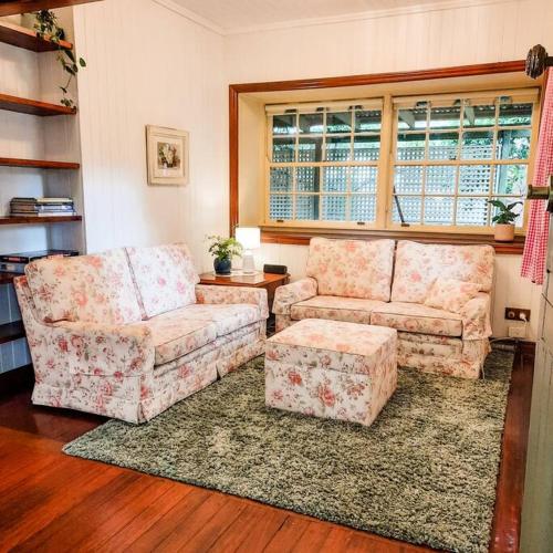 Mulberry Cottage, Mount Tamborine (updated prices 2024)