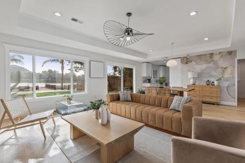 @ Marbella Lane - Sunset Lagoon Getaway – Photos 2