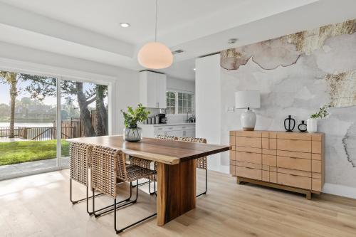 @ Marbella Lane - Sunset Lagoon Getaway – Photos 3
