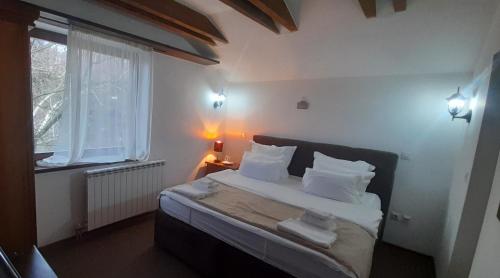 Teuta Palace Dom Faletići – Photos 3