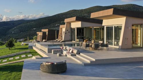 Gallery image of Gaia and Thalatta Villas in Évyiros