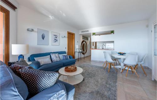2 Bedroom Gorgeous Apartment In Benalmádena