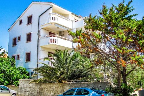 Apartments Hope – Photos 2