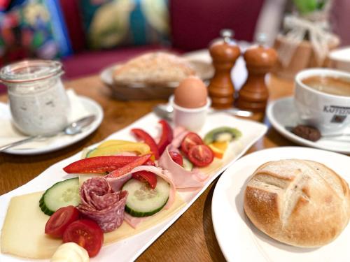 Jídlo v hotelu nebo okolí