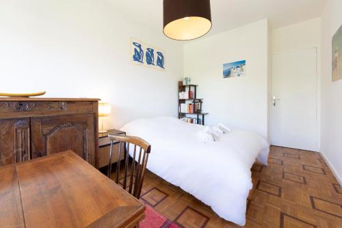 Le Gallia haven of peace in the city center with Terrace GALLIA LYS