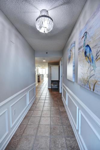 Crescent Shores 911 Condo – Photos 2