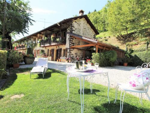 Mesmerising holiday home in Pedavena with garden