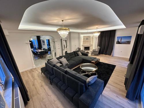 Ruang duduk di Doğa içinde hamam ve havuzlu lüx villa