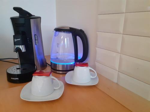 Kemudahan buat kopi dan teh di Home Away