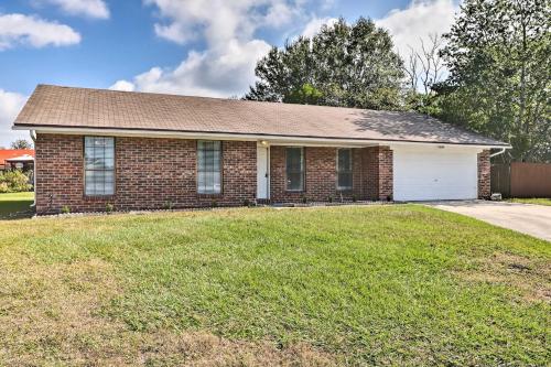 Gallery image of Jacksonville Home with Spacious Yard and Grill! in Jacksonville