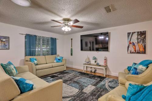 Pet-Friendly Largo Home with Pool! – Photos 3