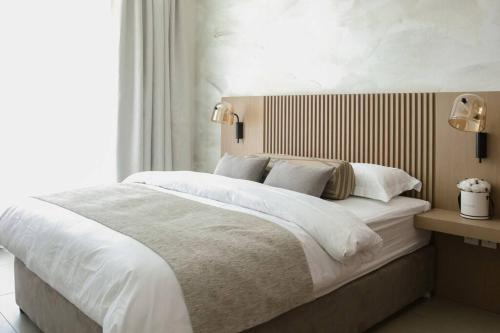 Brand New Luxury Apartment with Pool & Gym