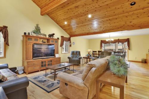 2246-Fawnskin Log Cabin home
