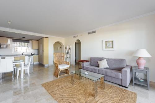 Zdjęcie z galerii obiektu Stay U-nique Apartments Orbaneja w mieście Mijas