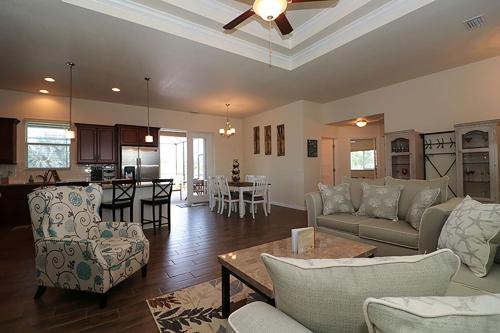 10333 Monticello Drive – Photos 3