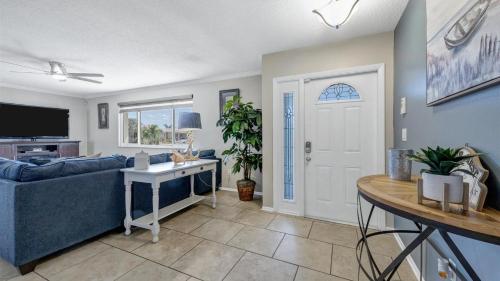 200 Belaire Court – Photos 3