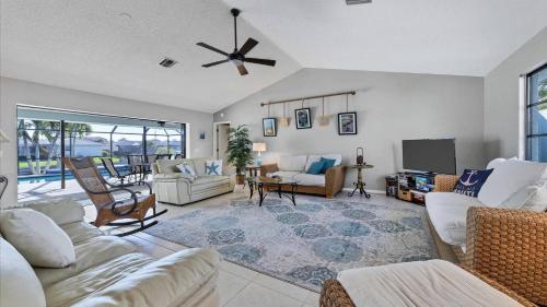 830 Coronado Drive – Photos 3