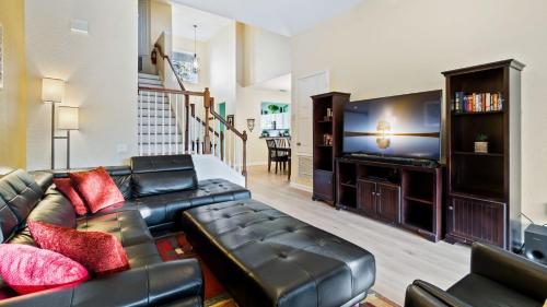 2638 Dinville Street – Photos 3