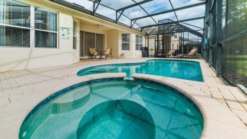2624 Daulby Street – Photos 2