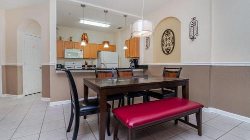 7675 Comrow Street #403 – Fotod 4