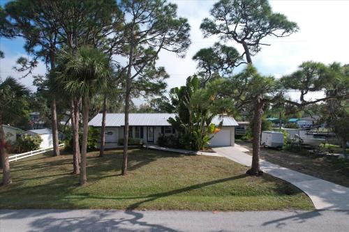 9170 Pine Cove Drive – Photos 3