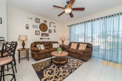 2505 Maneshaw Lane – Photos 2