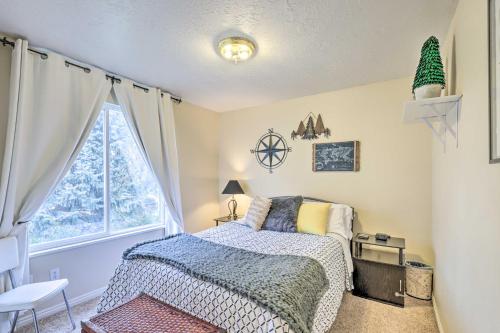 Φωτογραφία από το άλμπουμ του Riverton Home with Gas Grill and Private Deck! σε Riverton