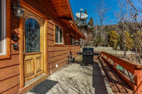 1916-Shasta Mountain Cabin home