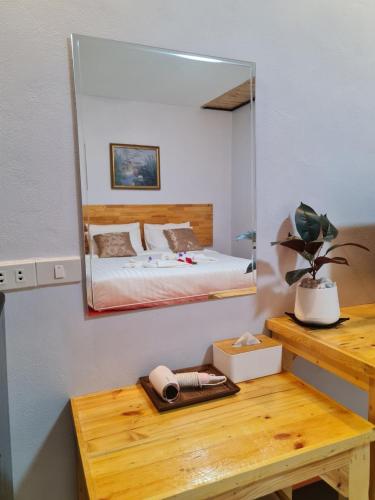 Φωτογραφία από το άλμπουμ του Mookboonchu Guesthouse ,Kohmook Trang σε Ko Mook