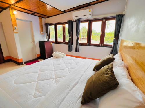 Φωτογραφία από το άλμπουμ του Mookboonchu Guesthouse ,Kohmook Trang σε Ko Mook