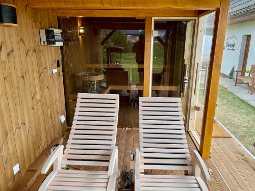 Φωτογραφία από το άλμπουμ του Domček & SAUNA garden σε Stará Lesná