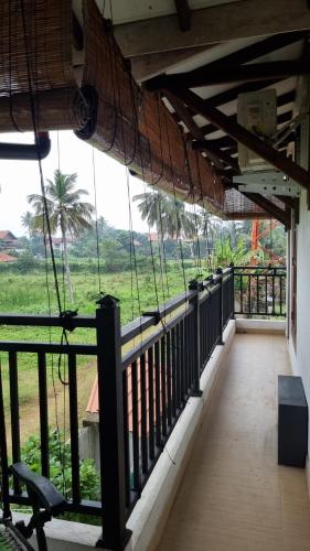 Gallery image of Family Tides Guest in Kochchikade