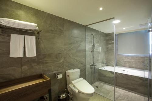 Koupelna v ubytování Citizen Hotel