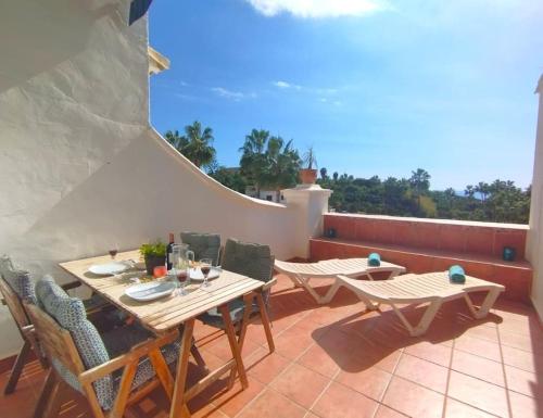 Zdjęcie z galerii obiektu Amazing 2 bedroom apartment, Oasis de Capistrano Nerja w mieście Nerja