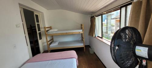 Postel nebo postele na pokoji v ubytování Hostel Rota do Vale