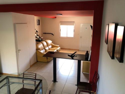 Posezení v ubytování Excelente Duplex en Consorcio Privado c/ cochera