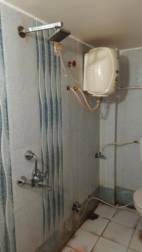 Ένα μπάνιο στο SneahShree Homestay