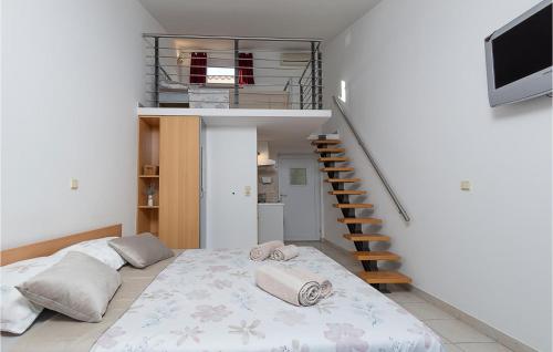 1 Bedroom Beautiful Apartment In Medulin