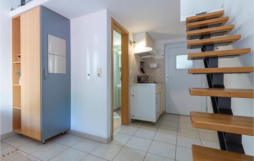 1 Bedroom Beautiful Apartment In Medulin