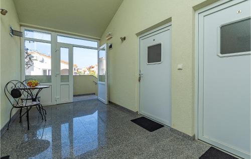 1 Bedroom Beautiful Apartment In Medulin