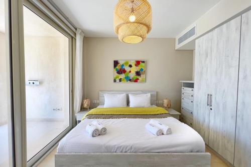 Sparky & Summery 2 BDR Mangroovy Free Beach & Pool Access