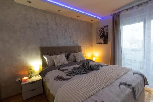 Ένα ή περισσότερα κρεβάτια σε δωμάτιο στο ENNA - new and cosy with private PARKING